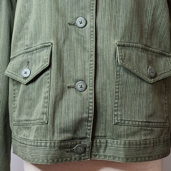 ST. JOHN'S BAY WOMAN'S JACKET. - Picture 2 of 9